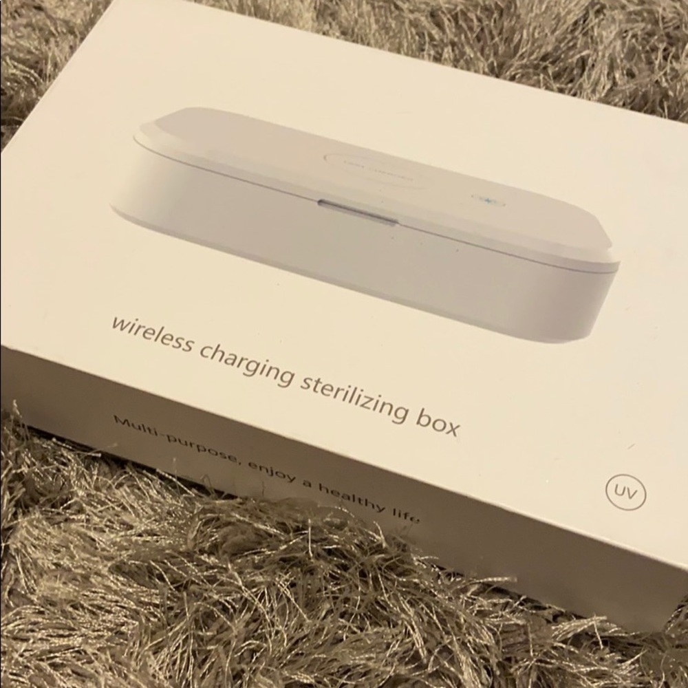 Wireless charging sterilizing box